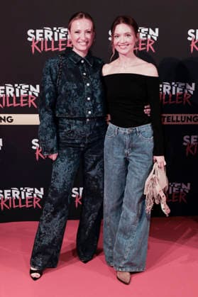 Ania Niedieck and Amrei Haardt at the premiere of Serienkiller Die True Crime exhibition at Oskar Jäger Straße 99 Cologne, 07 05 2026 Foto:xR.xSchmiegeltx xFuturexImagex serienkiller_6560