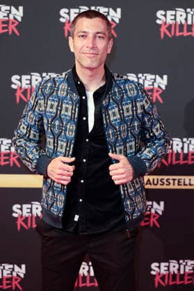 Florian Thunemann at the premiere of Serienkiller Die True Crime exhibition at Oskar Jäger Straße 99 Cologne, 07 05 2026 Foto:xR.xSchmiegeltx xFuturexImagex serienkiller_6573