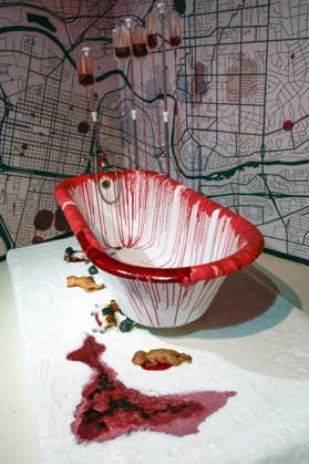 The blood-splattered bathtub of Richard Chase, the vampire of Sacramento, at the premiere of Serial Killer The True Crime exhibition at Oskar Jäger Strasse 99 Cologne, 07 05 2026 Foto:xR.xSchmiegeltx xFuturexImagex serienkiller_6645