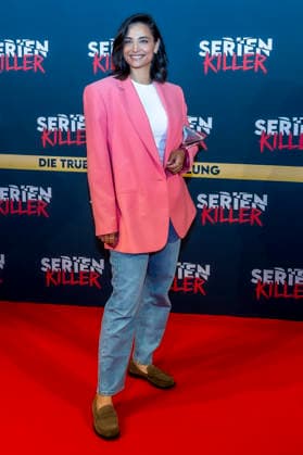 ABB SERIENKILLER Amira Aly presenter at the opening of the True Crime exhibition Serien Killer on 07 05 2026 in Cologne Ehrenfeld NRW Germany