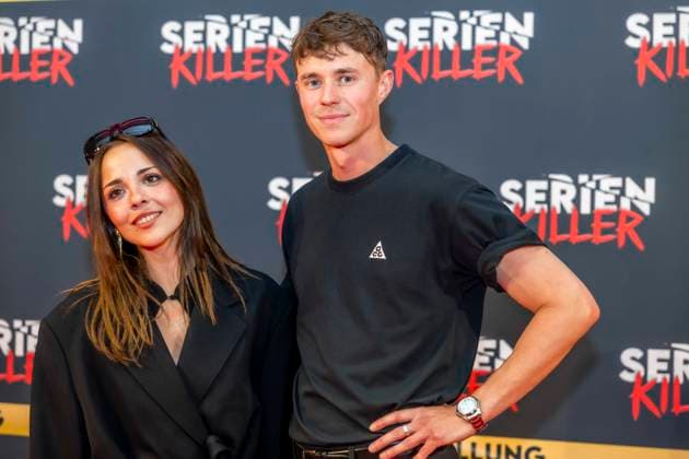 ABB SERIENKILLER Antonia Kolano Robin Schick Actor at the opening of the True Crime exhibition Serien Killer on 07 05 2026 in Cologne Ehrenfeld NRW Germany