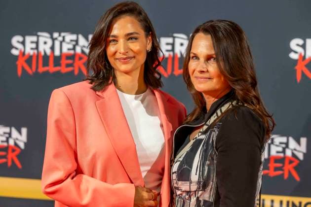 ABB SERIAL KILLER Amira Aly presenter with her mother Mirjam Svetnik at the opening of the True Crime exhibition Serial Killer on 07 05 2026 in Cologne Ehrenfeld NRW Germany