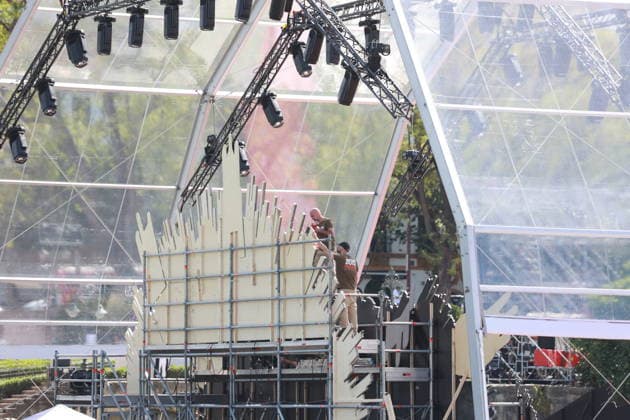 Seville prepares for the global premiere of Berlin and the lady of Armino Setting up the stage on the Guadalquivir for Rosalías concert as part of the celebration in Seville of the global premiere of Berlin and the lady of Armino On May 8, 2026 in Seville Andalusia, Spain The global premiere of the second season of the spin off of La casa de papel , entitled Berlín y la dama del armino , which takes place this Friday and Saturday, will host several outstanding events Among them, the concert of Rosalía with the Real Orquesta Sinfónica de Sevilla this Saturday 08 MAY 2026 Rocí Sevilla Andalucia, Espana Sevilla Andalucia, Espana Espana Espana  Copyright: xRocioxRuzx 7508347