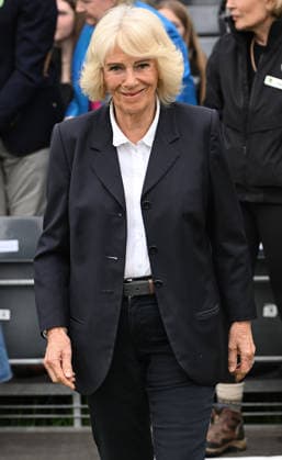 Queen Camilla meets Ebony Horse Club members Her Majesty, Queen Camilla, President of the Ebony Horse Club and Patron of the British Equestrian Federation, will meet members of the Ebony Horse Club as they demonstrate their skills during a short display at Badminton Horse Trials, which has selected Ebony Horse Club as its chosen charity this year. The Queen will also meet Badminton Horse Trials supporter and guests, including riders, past winners and representatives from the British Equestrian Federation. PIC: HRH The Queen., Credit:Eddie Mulholland PA ROTA - B68 Avalon UK, Badminton  Copyright: xEddiexMulhollandx xPAxROTAx-xB68x xAvalonx 1097354358