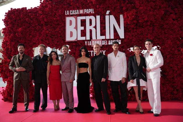 Global Premiere of Berlin and The Lady of Armino by Netflix The cast of Berlin , from left to right Álvaro Morte, Tristán Ulloa, Inma Cuesta, José Luis García Pérez, Begona Vargas, Pedro Alonso, Joel Sánchez, Michelle Jenner and Julio Pena Fernández, pose on the red carpet at the Global Premiere of Berlin and The Lady of Armino by Netflix A 08 May 2026, in Seville Andalusia, Spain The global premiere of the second season of the spin off of La casa de papel , titled Berlín y la dama del armino , which takes place this Friday and Saturday, will host several outstanding events in Seville Today Friday, this event has taken place in Las Setas starting with a red carpet which have paraded in addition to the cast, VIP guests 08 MAY 2026 María Jos  Copyright: xMariaxJosÃ xLopezx 7509041