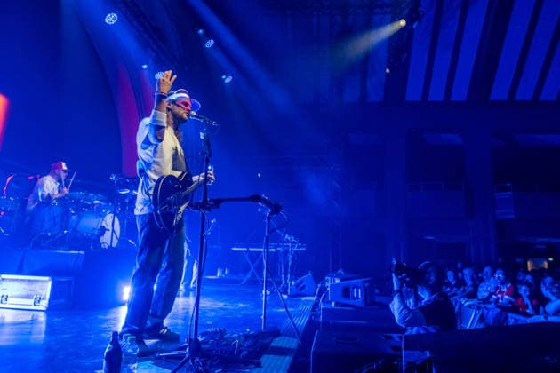 The band Sportfreunde Stiller with Peter Brugger, Florian Weber and Rüdiger Linhof during their concert at Haus Auensee in Leipzig on May 8, 2026 The recordings were made as part of the current 30 wonderful years tour 2026 of the Munich indie rock band Sportfreunde Stiller 2026