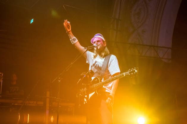 The band Sportfreunde Stiller with Peter Brugger, Florian Weber and Rüdiger Linhof during their concert at Haus Auensee in Leipzig on May 8, 2026 The recordings were made as part of the current 30 wonderful years tour 2026 of the Munich indie rock band Sportfreunde Stiller 2026
