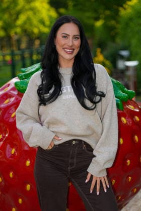VIP evening at Gertrudenhof Strawberry Park Jessica Hnatyk at the VIP evening at Gertrudenhof Strawberry Park on 08 05 2026 in Huerth Hürth Gertrudenhof Strawberry Park North Rhine-Westphalia