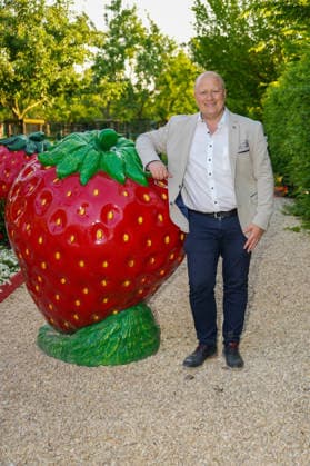 VIP evening at Gertrudenhof Strawberry Park Peter Zens at the VIP evening at Gertrudenhof Strawberry Park on 08 05 2026 in Huerth Hürth Gertrudenhof Strawberry Park North Rhine-Westphalia