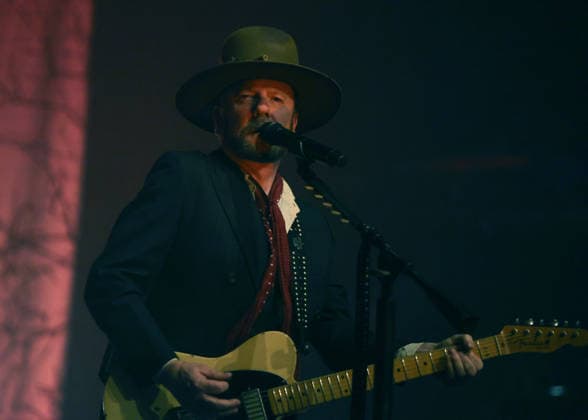 Kiefer Sutherland in concert at the Alhambra in Paris during his Love Will Bring You Home tour on May 8, 2026 After a career spanning both film and the series 24 Heures chrono , American actor Kiefer Sutherland continues his musical career blending pop, rock et country Denis Guignebourg Bestimage Kiefer Sutherland in concert at the Alhambra in Paris during his Love Will Bring You Home tour on May 8, 2026 After a career spanning both film and the series 24 , American actor Kiefer Sutherland continues his musical career, blending pop, rock, and country Paris France  Copyright: xDenisxGuignebourgx xBestimagexDenisxGuignebourgx xBestimagex