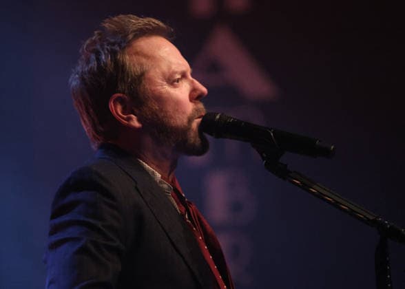 Kiefer Sutherland in concert at the Alhambra in Paris during his Love Will Bring You Home tour on May 8, 2026 After a career spanning both film and the series 24 Heures chrono , American actor Kiefer Sutherland continues his musical career blending pop, rock et country Denis Guignebourg Bestimage Kiefer Sutherland in concert at the Alhambra in Paris during his Love Will Bring You Home tour on May 8, 2026 After a career spanning both film and the series 24 , American actor Kiefer Sutherland continues his musical career, blending pop, rock, and country Paris France  Copyright: xDenisxGuignebourgx xBestimagexDenisxGuignebourgx xBestimagex