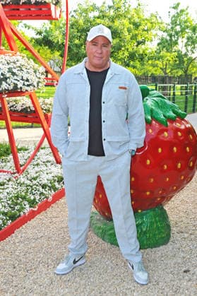 VIP event in the strawberry park Ramon Ademes on the occasion of the VIP event in the strawberry park on 08 05 2026 at the adventure farm Gertrudenhof in Hürth 20260508MWI119891