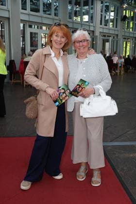 Presenter and health expert Vera Cordes with mother Gerda, premiere party of the comedy 53 Sundays with prominent guests at the Winterhuder Fährhaus comedy theater, Hamburg 8 5 2026