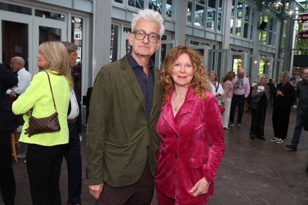 Actor Dominic Raake with colleague Marion Kracht, who is directing this play, premiere party of the comedy 53 Sundays with prominent guests at the Komödie Winterhuder Fährhaus, Hamburg 8 5 2026