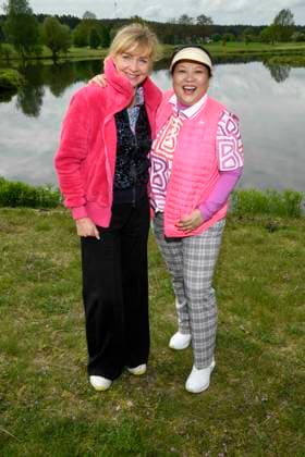 ABB PROMIGOLF Nana Kuckuck and Prof Yu Zhang host on the green at the first charity celebrity AM golf tournament for Kinderwohl Berlin and Geka e V at the Golf und Country Club am Motzener See in Mittenwalde Brandenburg on 09 05 2026 Brandenburg Germany