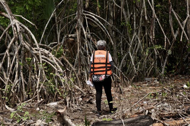 Search for missing migrants in Chiapas CHIAPAS, MEXICO - MAY 09: A brigade of mothers, families, and activists, accompanied by military and police personnel, conduct a search operation for missing migrants in the community of San Jose El Hueyate in Chiapas, Mexico, on May 09, 2026. The operation aims to locate more than 80 people, including children and adults from Cuba, Ecuador, and Central America, who disappeared along the Pacific coast while being trafficked toward the United States. Jose Torres Anadolu Chiapas Mexico. Editorial use only. Please get in touch for any other usage. Copyright: x2026xAnadoluxJosexTorresx