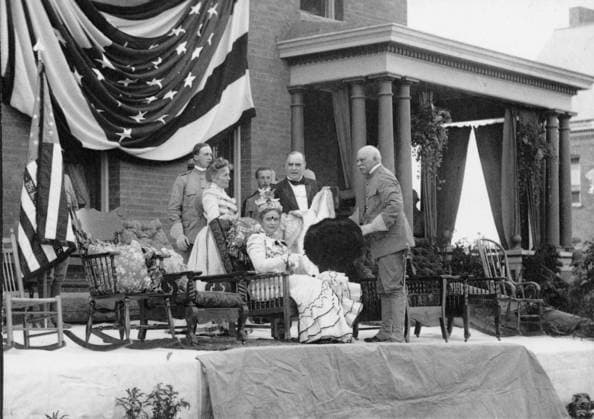 RECORD DATE NOT STATED President and Mrs McKinley reviewing Plattsburgh Barracks President and Mrs. McKinley on reviewing stand at Plattsburgh Barracks, N.Y. McKinley (1843-1901) was the 25th President of the United States and led the nation to victory in the Spanish?American War, raised protective tariffs to promote American industry, and maintained the nation on the gold standard in a rejection of inflationary proposals. Editorial use only. All other uses to be cleared with the copyright owner (World History Archive), in advance., WHA_051_0029.jpg, William McKinley; Ida Saxton McKinley; President and Mrs. McKinley; Plattsburgh Barracks; Plattsburgh New York; Spanish American War; American military installations; US Army forts; 25th Presid Copyright: xWorldxHistoryxArchivex