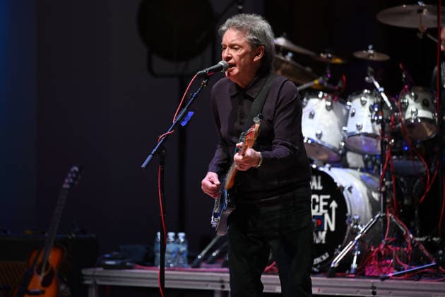 Bruce Foxton performing at Cadogan Hall in London LONDON, ENGLAND - MAY 09: Bruce Foxton performing at Cadogan Hall on May 09, 2026 in London, England. CAP MAR MAR Great Britain Copyright: xMartinxHarris CapitalxPicturesx