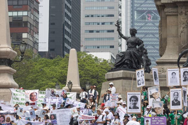May 10, 2026, Mexico City, Mexico: On Mothers Day, collectives of searching mothers and relatives of missing persons took part in the XIV National Dignity March: Mothers Searching for their Sons, Daughters, Truth and Justice, in Mexico City. The march moved from the Monument to the Mother to the Angel of Independence, where participants demanded answers for missing persons while also protesting against the staging of the 2026 FIFA World Cup amid the countrys disappearance crisis. Mexico City Mexico - ZUMAl178 20260510_znp_l178_063 Copyright: xCristianxLeyvax