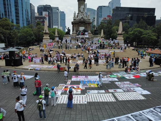 14th National March for Dignity on Mother s Day Aerial view of the Angel of Independence where portraits of missing persons can be seen during a demonstration for the 14th National March for Dignity: Mothers Searching demanding Justice on the occasion of Mother s Day. on May 10, 2026 in Mexico City, Mexico. (Photo by Carlos Santiago Eyepix Group) Copyright: xCarlosxSantiago xEyepixxGroupx CS_10052026_183589