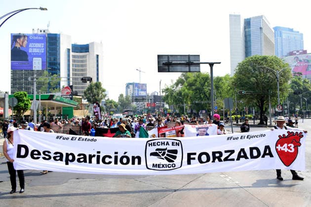 Hundreds of people take part during a Mother s Day demonstration, demanding justice for their missing relatives. on May 10, 2026 in Mexico City, Mexico. Mexico City Mexico - ZUMAe321 20260510_zia_e321_040 Copyright: xLuisxBarronx