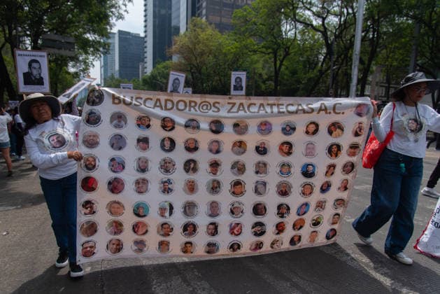 Searching mothers and families of the disappeared people joined the XIV National Dignity March on Mother s Day. on May 10, 2026 in Mexico City, Mexico. Mexico City Mexico - ZUMAe321 20260510_zia_e321_080 Copyright: xMarcoxGonzalezx