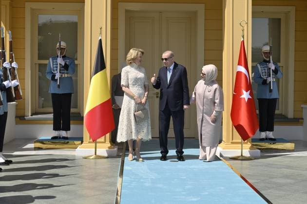 L-R, Queen Mathilde of Belgium, Turkish President Recep Tayyip Erdogan and Turkish First Lady Emine Erdogan pictured at a diplomatic meeting on day two of a Belgian economic mission to Turkey, in Istanbul on Monday 11 May 2026. The Queen of the Belgians is visiting Turkey from 10 to 14 May.  POOLxPHILIPxREYNAERS 173486635