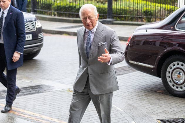 May 11, 2026, London, England, United Kingdom: King CHARLES III arrives at GuyÃ¢â‚¬â ¢s NHS Cancer Centre ahead of a visit. London United Kingdom - ZUMAs262 20260511_zip_s262_014 Copyright: xTayfunxSalcix