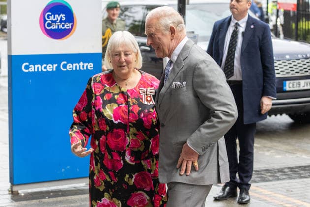 May 11, 2026, London, England, United Kingdom: King CHARLES III arrives at GuyÃ¢â‚¬â ¢s NHS Cancer Centre ahead of a visit. London United Kingdom  - ZUMAs262 20260511_zip_s262_019 Copyright: xTayfunxSalcix