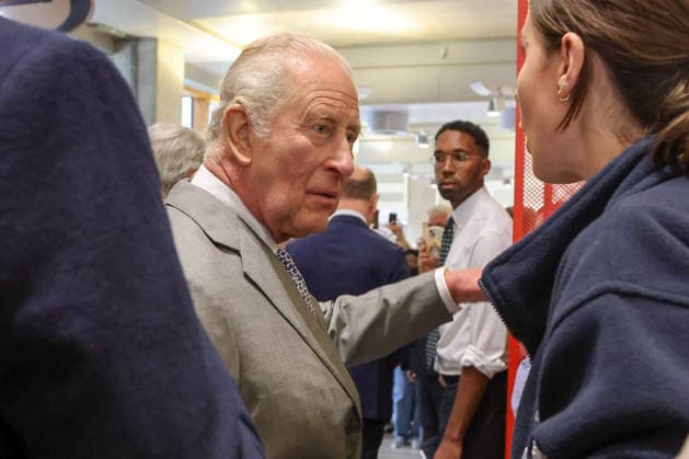 May 11, 2026, London, London, UK: London, UK. King Charles III arrives at Guy s Hospital in central London to mark its 300th anniversary and visit the hospitalÃ¢â‚¬â ¢s cancer centre. During the visit, King Charles heard from doctors and researchers about their work using AI and robotics to treat patients and was shown a demonstration of a robot-assisted surgical system. In the Chemotherapy Village, the King spoke with patients receiving cancer treatment under the care of the hospital before unveiling a plaque to commemorate the visit and mark the hospitalÃ¢â‚¬â ¢s 300th anniversary. London UK  - ZUMAl94_ 20260511_zaf_l94_015 Copyright: xDinendraxHariax