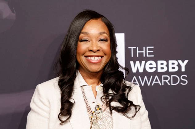 Shonda Rhimes arrives on the red carpet at the 30th Annual Webby Awards at Cipriani Wall Street on Monday, May 11, 2026 in New York City.  NYP20260511211 JOHNxANGELILLO