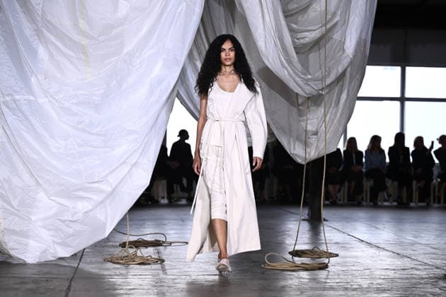 AUSTRALIAN FASHION WEEK, A model walks the runway wearing creations by Australian designer Bianca Spender, during Australian Fashion Week in Sydney, Tuesday, May 12, 2026. ( NO ARCHIVING SYDNEY NEW SOUTH WALES AUSTRALIA  Copyright: xDANxHIMBRECHTSx 20260512181573510484