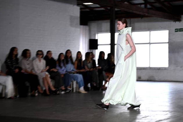 AUSTRALIAN FASHION WEEK, A model walks the runway wearing creations by Australian designer Bianca Spender, during Australian Fashion Week in Sydney, Tuesday, May 12, 2026. ( NO ARCHIVING SYDNEY NEW SOUTH WALES AUSTRALIA  Copyright: xDANxHIMBRECHTSx 20260512192155506389