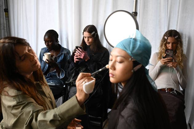 AUSTRALIAN FASHION WEEK, Models prepare backstage ahead of the runway show by Australian designer Bianca Spender, during Australian Fashion Week in Sydney, Tuesday, May 12, 2026. ( NO ARCHIVING SYDNEY NEW SOUTH WALES AUSTRALIA  Copyright: xDANxHIMBRECHTSx 20260512126666889785