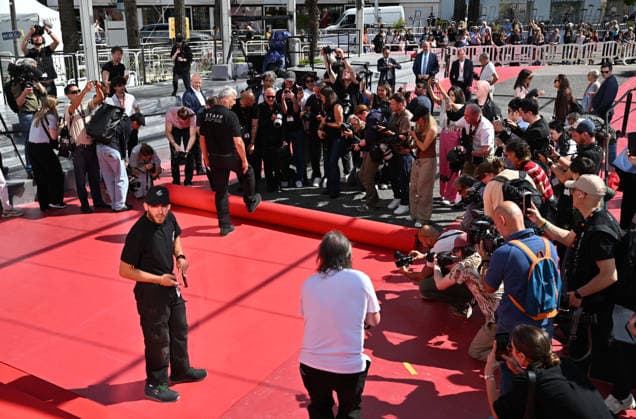 79th Cannes Film Festival: Red carpet installation CANNES, FRANCE - MAY 12: Staff of Palais install red carpet ahead of the opening ceremony of the 79th annual Cannes Film Festival in Cannes, France on May 12, 2026. Mustafa Yalcin Anadolu Cannes France. Editorial use only. Please get in touch for any other usage.  Copyright: x2026xAnadoluxMustafaxYalcinx