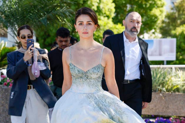 Cannes Payal Kapadiya Exits Martinez MP Cannes, France- May 12: Jury member Payal Kapadiya leaves Hotel Martinez during 79th Festival of Cannes, on May 12, 2026 in Milan, Italy. Photo by Marco Piovanotto ABACAPRESS:COM Cannes France  Copyright: xPiovanottoxMarco ABACAx