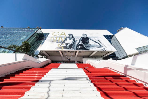 Mise en place tapis rouge avant louverture du 79ème Festival International du Film de Cannes le 12 mai 2026 Olivier Borde Bestimage Red carpet being laid out before the opening of the 79th Cannes International Film Festival on May 12, 2026 Cannes France  Copyright: xOLIVIERxBORDEx xBESTIMAGExOLIVIERxBORDEx xBESTIMAGEx