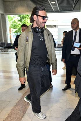 Cannes Laurent Lafitte At Nice Airport JR Laurent Lafitte is seen at Nice airport ahead 79th Cannes Film Festival in Nice, France on May 12, 2026. Photo by Julien Reynaud APS-Medias ABACAPRESS.COM Nice France  Copyright: xReynaudxJulien APS-Medias ABACAx