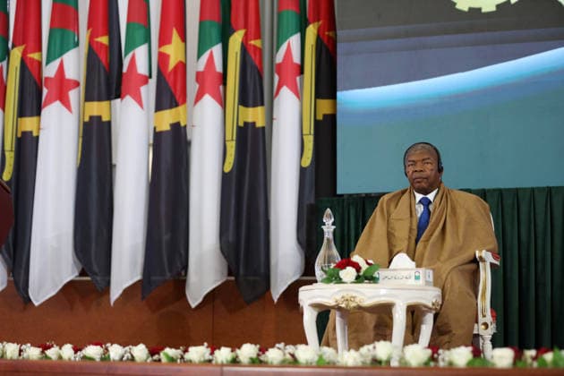 Angolan President Joao Lourenco, au Palais de la Nation a Alge Angolan President Joao Lourenco, au Palais de la Nation a Alger, en Algerie, le 12 mai 2026, lors dune seance avec les membres des deux chambres, lAssemblee populaire nationale APN et le Conseil de la Nation chambre haute du Parlement Senat , Joao Lourenco, effectue une visite de deux jours en Algerie Photo By Billel Bensalem APP Alger Algeria Copyright: xAlgÃ riexPressexPhotosxAPPxBillelxBensalemx xAPPx IMG_2206