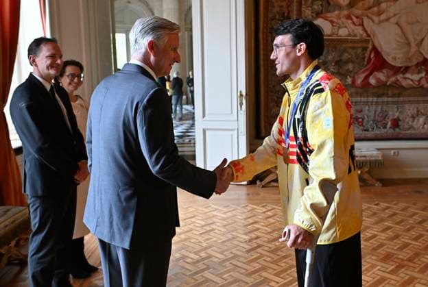 The King Receives The Belgian Winter Olympics And Paralympics Athletes BRUSSELS, BELGIUM - MAY 12 : King Philippe receives Stijn De Smet and the Belgian athletes who represented our country at the Milan-Cortina Winter Olympics and Paralympics at Laeken Castle. The athletes support staff and representatives of the Belgian Olympic and Interfederal Committee (BOIC-COIB), the Belgian Paralympic Committee (BPC) and the relevant sports federations will also be present..on May 12, 2026 in Brussels, Belgium, 12 05 2026 Brussels Belgium  Copyright: xBertxVanxDenxBrouckex