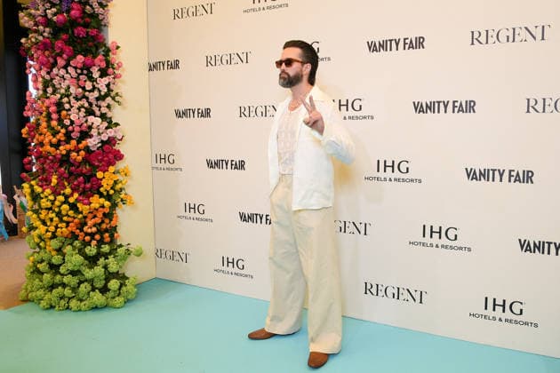 Emmett J Scanlan at the photocall of the Vanity Fair event on the beach of the Carlton Hotel during the 79th International Film Festival in Cannes, France, May 12, 2026 Lionel Urman Bestimage Celebs attend the Vanity Fair Lunch during the 79th annual Cannes Film Festival at Carlton Beach Club on May 12, 2026 in Cannes, France Paris France  Copyright: xLIONELxURMANxx xBESTIMAGExLIONELxURMANxx xBESTIMAGEx