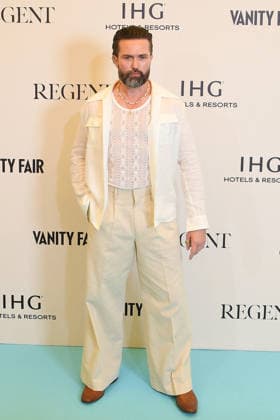 Emmett J Scanlan at the photocall of the Vanity Fair event on the beach of the Carlton Hotel during the 79th International Film Festival in Cannes, France, May 12, 2026 Lionel Urman Bestimage Celebs attend the Vanity Fair Lunch during the 79th annual Cannes Film Festival at Carlton Beach Club on May 12, 2026 in Cannes, France Paris France  Copyright: xLIONELxURMANxx xBESTIMAGExLIONELxURMANxx xBESTIMAGEx