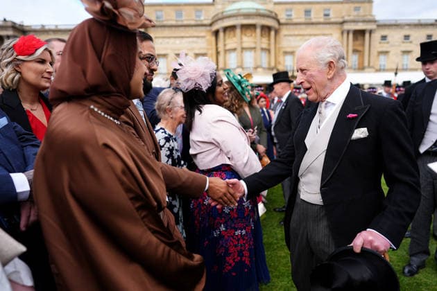 Royal Garden Party at Buckingham Palace King Charles III (right) greets guests during a Royal Garden Party at Buckingham Palace, London, to celebrate frontline workers from across the United Kingdom and recognise the dedication and contribution of those who serve their communities through volunteering, supporting charitable causes and working for emergency services. Picture date: Tuesday May 12, 2026., Credit:Aaron Chown PA ROTA - B68 Avalon UK, London  Copyright: xAaronxChownx xPAxROTAx-xB68x xAvalonx 1098334787