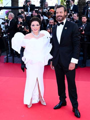 IPA84604094 - Cannes, 79th Cannes Film Festival 2026, opening red carpet Pictured: Joan Collins, Laurent Lafitte  Copyright: xTerenghi Ipa-Agency.netx xPoolxPhotoxEventsx07x 84604094