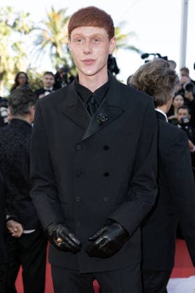 Pierre Painchaud Montée des marches du film La vénus électrique pour la cérémonie douverture du 79ème Festival International du Film de Cannes, le 12 mai 2026 Olivier Borde Bestimage Red carpet for The electric kiss during the 79th Cannes International Film Festival Opening ceremony on May 12, 2026 Cannes France  Copyright: xOLIVIERxBORDEx xBESTIMAGExOLIVIERxBORDEx xBESTIMAGEx