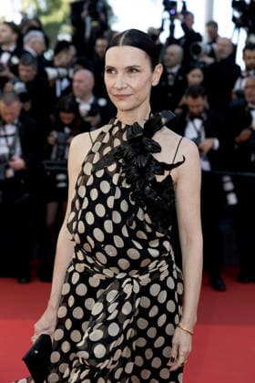 Géraldine Pailhas Montée des marches du film La vénus électrique pour la cérémonie douverture du 79ème Festival International du Film de Cannes, le 12 mai 2026 Olivier Borde Bestimage Red carpet for The electric kiss during the 79th Cannes International Film Festival Opening ceremony on May 12, 2026 Cannes France  Copyright: xOLIVIERxBORDEx xBESTIMAGExOLIVIERxBORDEx xBESTIMAGEx