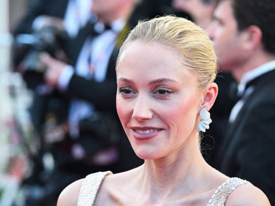 IPA84604799 - Cannes, 79th Cannes Film Festival 2026, red carpet di apertura Nella foto: MAIKA MONROE  Copyright: xManuelexMangiarottix xPoolxPhotoxEventsx07x 84604799