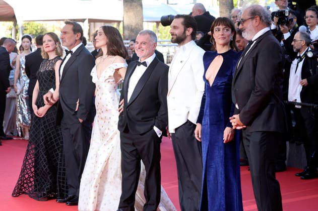 Madeleine Baudot, Gilles Lellouche, Anais Demoustier, Pierre Salvadori, Pio Marmai, Vimala Pons and Gustave de Kervern at the Opening Ceremony with the premiere of the feature film La VÃ nus Electrique The Electric Kiss at the Festival de Cannes 2026 79 Cannes International Film Festival at the Palais des Festivals Cannes, 12 05 2026 Foto:xD.xBedrosianx xFuturexImagex opening_6517