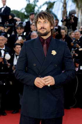 Lucas Bravo Montée des marches du film La vénus électrique pour la cérémonie douverture du 79ème Festival International du Film de Cannes, le 12 mai 2026 Olivier Borde Bestimage Red carpet for The electric kiss during the 79th Cannes International Film Festival Opening ceremony on May 12, 2026 Cannes France  Copyright: xOLIVIERxBORDEx xBESTIMAGExOLIVIERxBORDEx xBESTIMAGEx