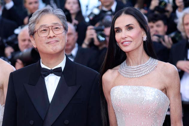 Park Chan wook and Demi Moore at the Opening Ceremony with the premiere of the feature film La VÃ nus Electrique The Electric Kiss at the Festival de Cannes 2026 79 Cannes International Film Festival at the Palais des Festivals Cannes, 12 05 2026 Foto:xD.xBedrosianx xFuturexImagex opening_6546